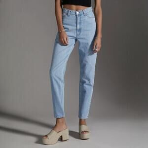 MOTHER SNACKS! High-Waisted Twizzy Skimp Jeans in Just a Nibble Size 24